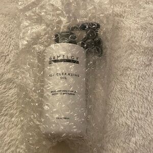 Pre-Cleansing Oil - sealed NWT